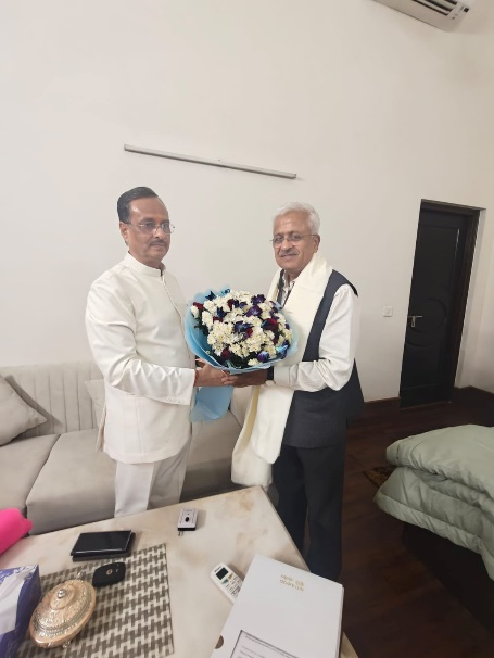 Lt. Governor Dr. Dinesh Sharma Holds Talks with NITI Aayog Member on A&N Development